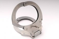 Handcuff No. 19 Stainless Steel Handcuff No. 19 Stainless Steel